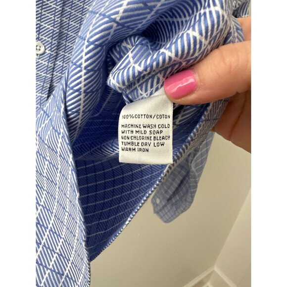 Talbots Petites Wrinkle Resistant Cotton Button-Down Shirt - Size 4 - Picture 4 of 4